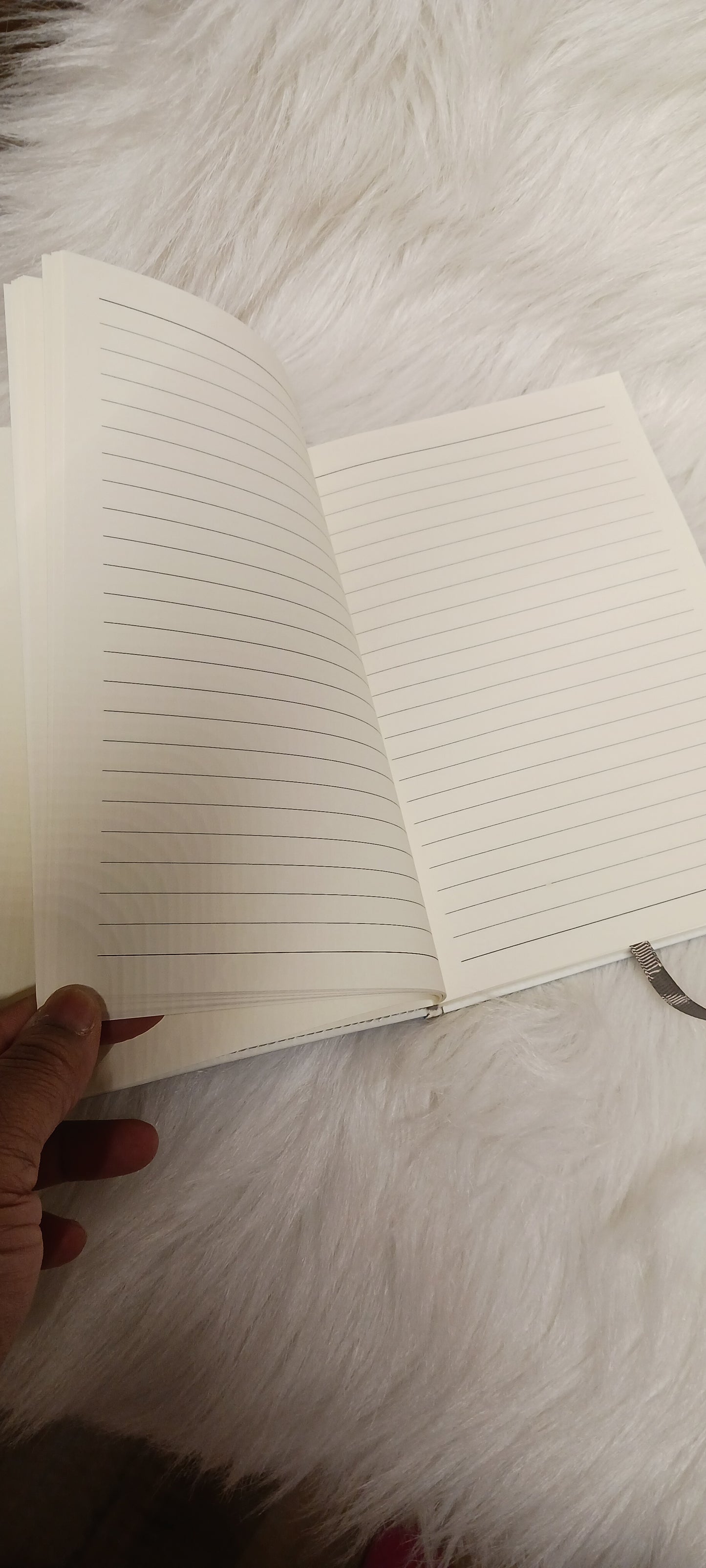 It's a Sisterhood Thang Journal